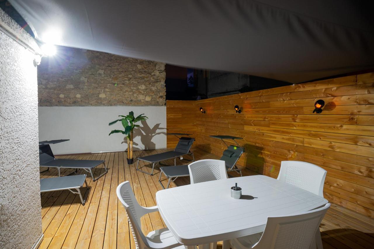 Superbe Appartement A 2 Pas Des Halles, Climatise, Terrasse, Garage Narbonne Exterior foto